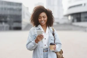 woman using cellphone.width 880